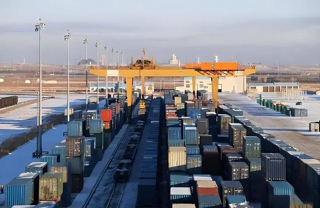 中俄边境贸易口岸而在全国投资增长水平方面,过去经常拖后腿的东北