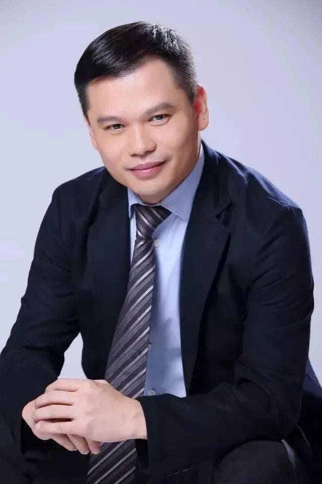 想起自己当时挖到的第一桶金,哪怕时隔多年再次提起,刘志雄依然有一丝