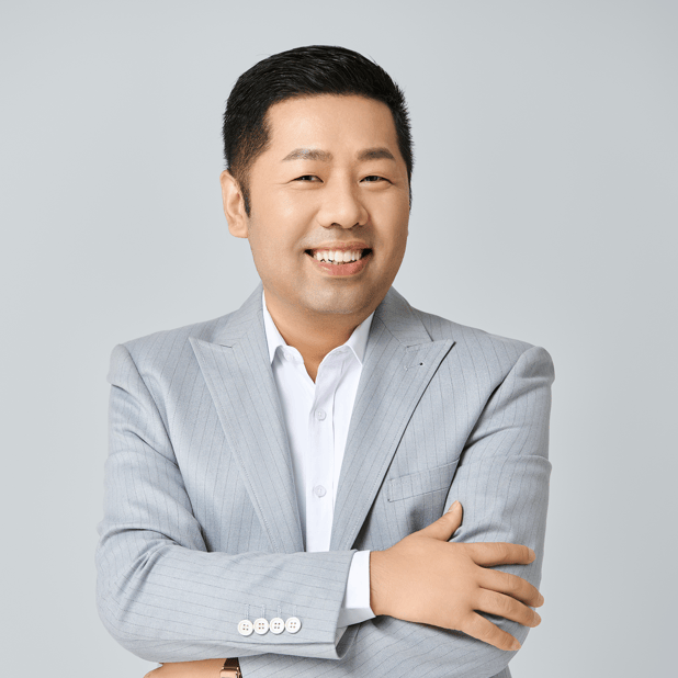 王佩狐狸小妖创始人、《精准护肤-好皮肤日常护肤七步法》主编王森玩不腻