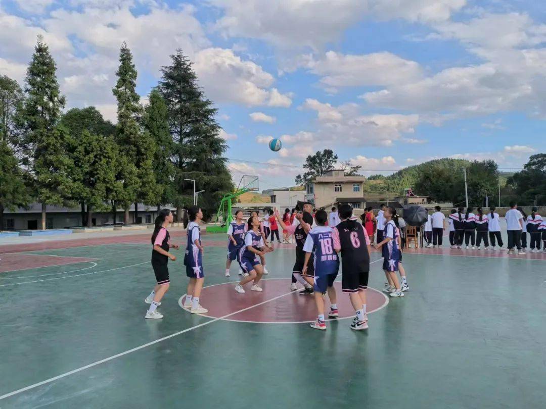 家门口的好学校贵阳市公办强校巡礼70