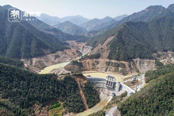 浙江首座重力拱坝中型水库双溪口水库下闸蓄水