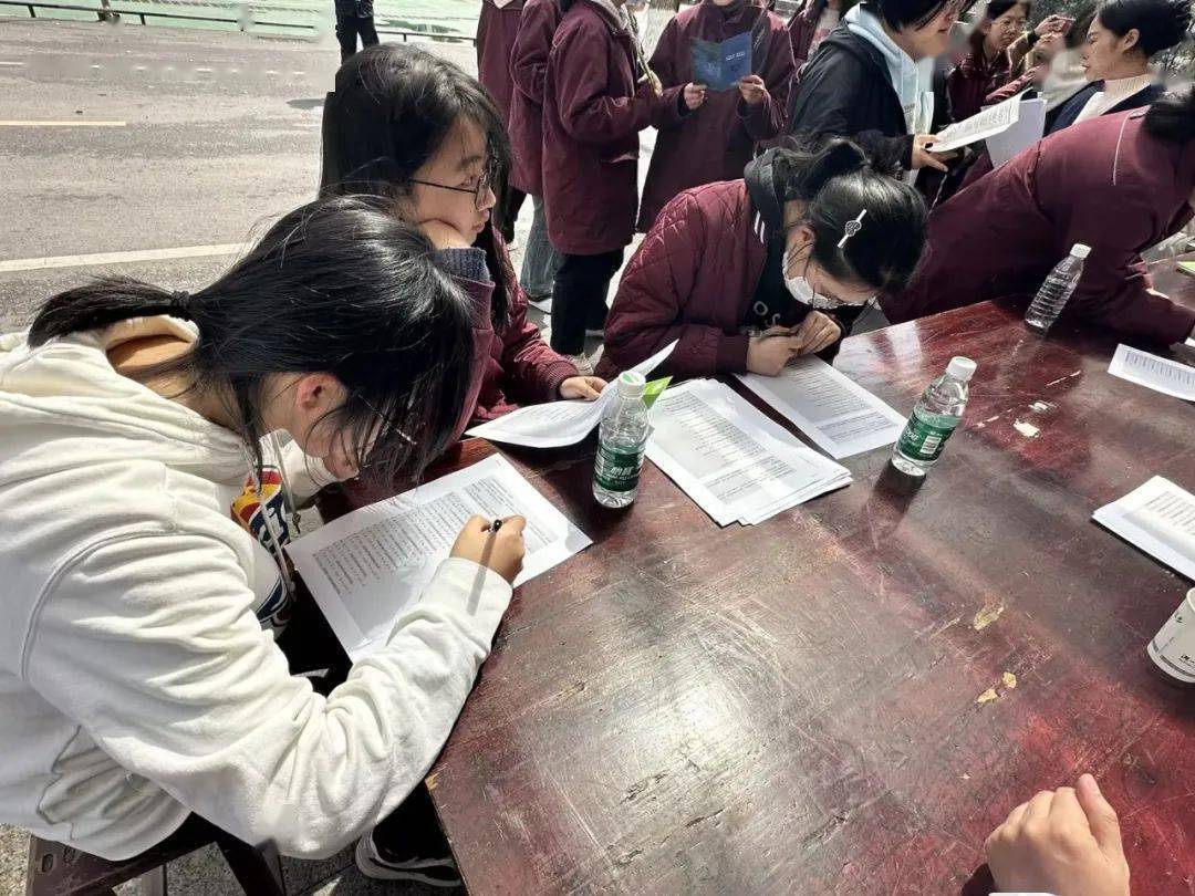 健康睡眠人人共享恩施州优抚医院组织专家莅临我校开展