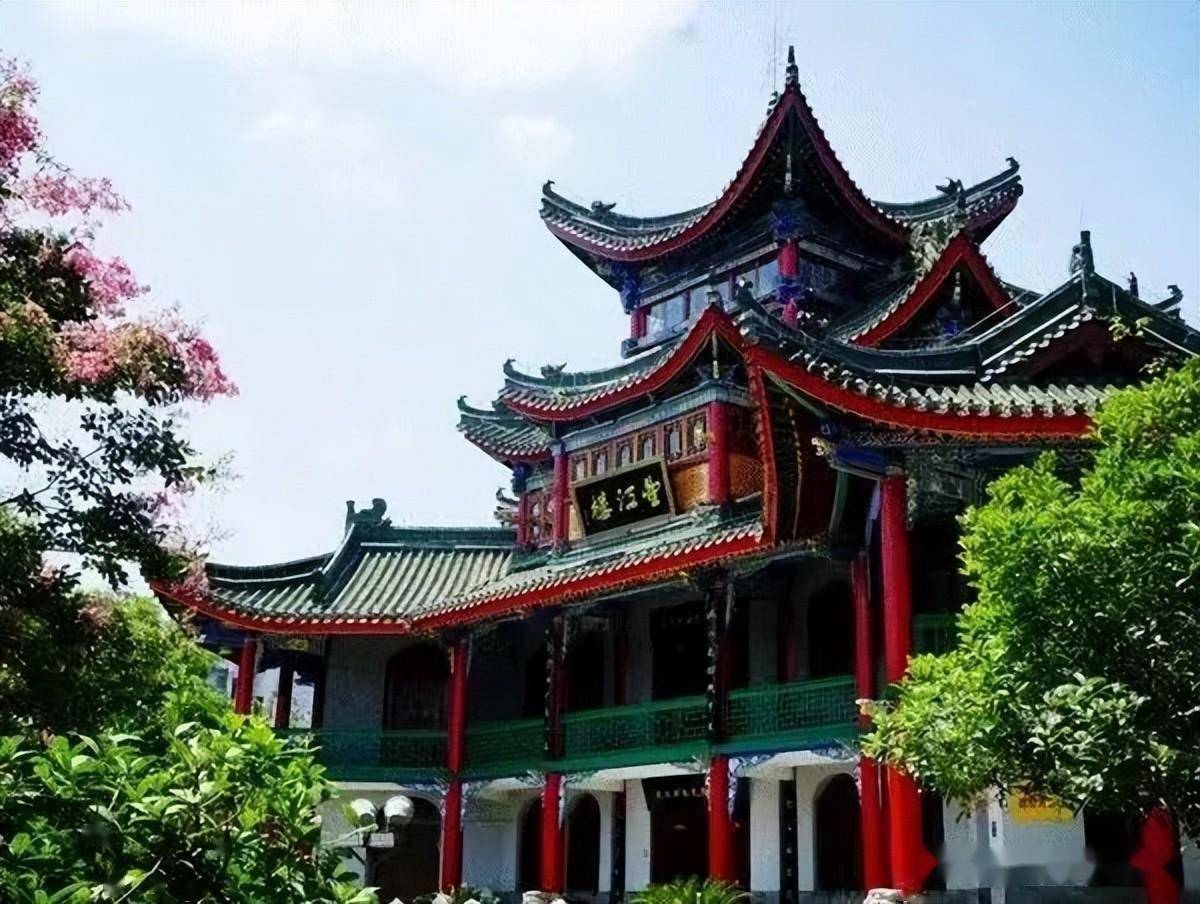 汉中旅游直通车1号线外地游客持身份证可免费乘坐