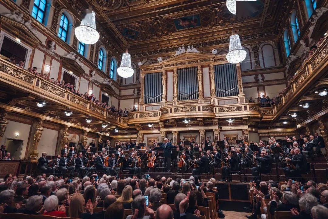 资讯维也纳爱乐祖宾梅塔阿格里奇在金色大厅