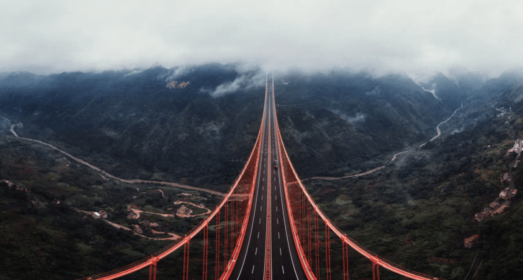 赞工人日报关注坝陵河大桥开启贵州桥旅融合的先河