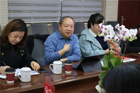 浦东进才实验小学教育集团凝心聚力话创建共研互学谋发展校长书记联席