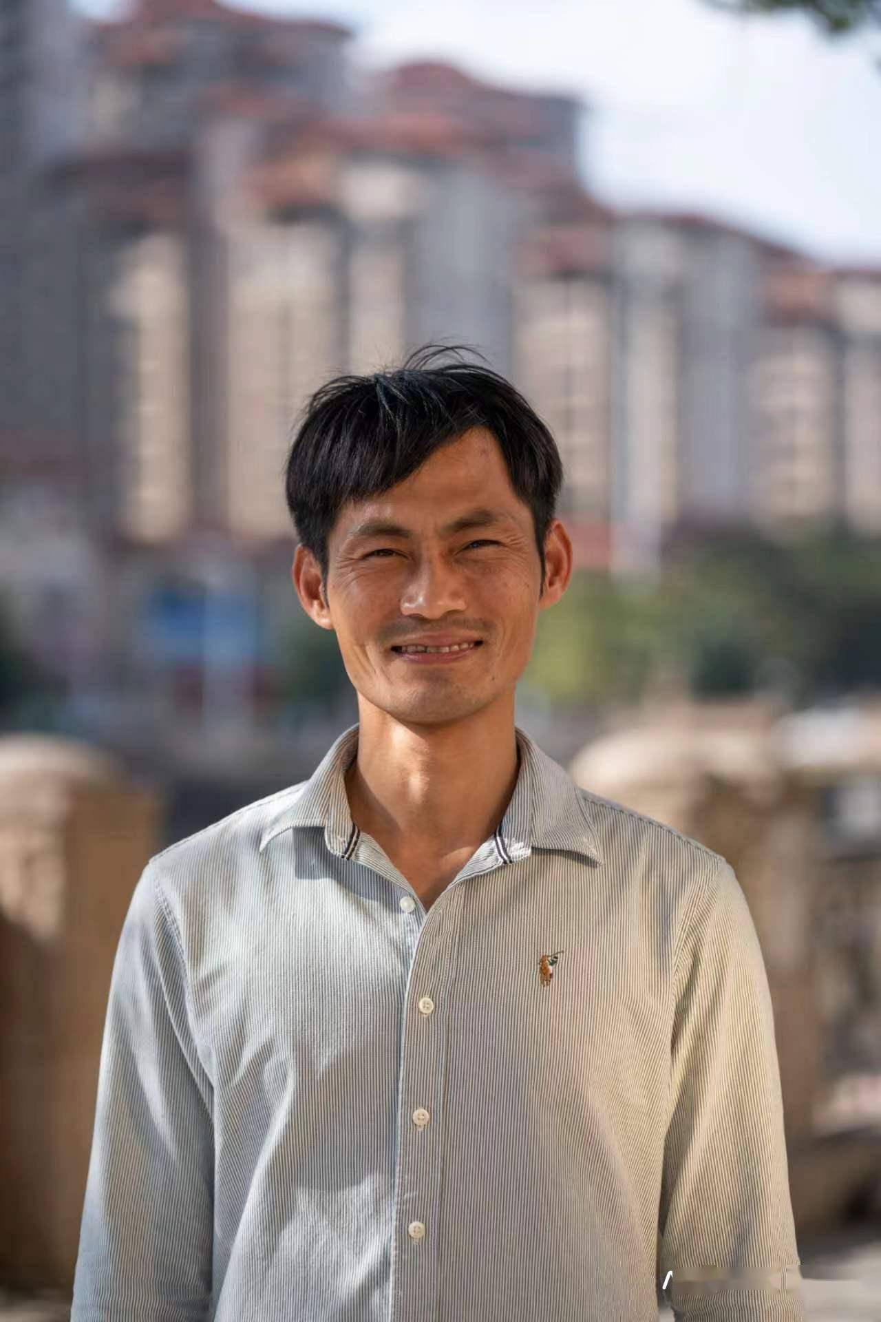 这些瞬间太戳人今天广东把c位留给这群微文明之星