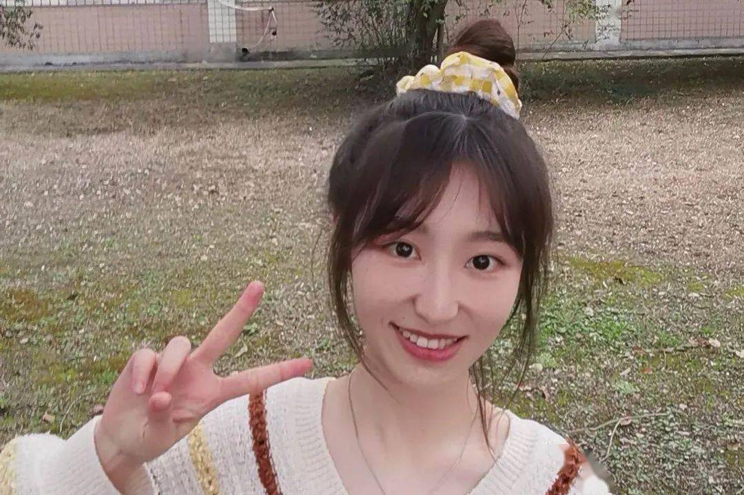 三月拾花沐春风,十佳女生展风采 | 黄冈师范学院 2023-2024学年度"
