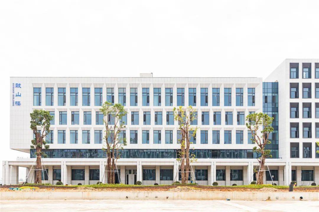 "新大学"来了,福州人了解一下!_福耀_科技_建筑