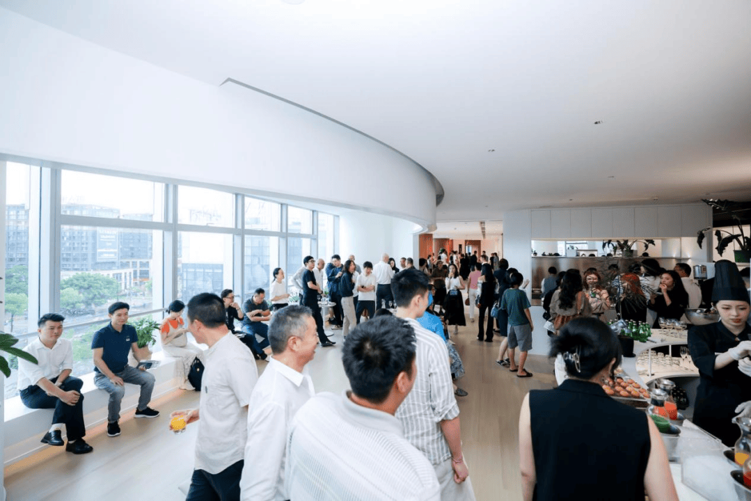 馆研究社会学,这位90后留学生这样"解锁"家乡温州_潘宏政_徐震_城市