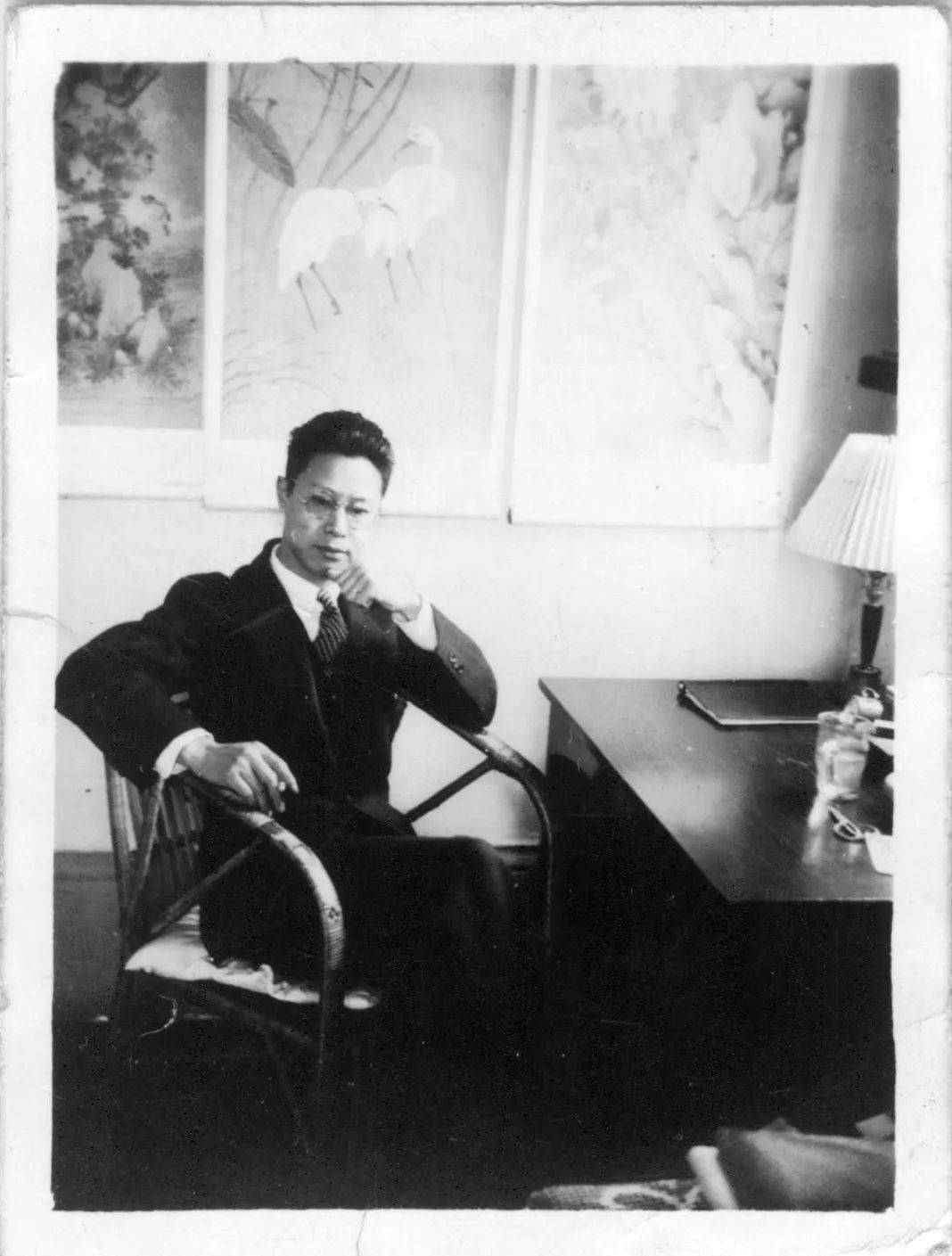 施蛰存春天总是最好的诗料