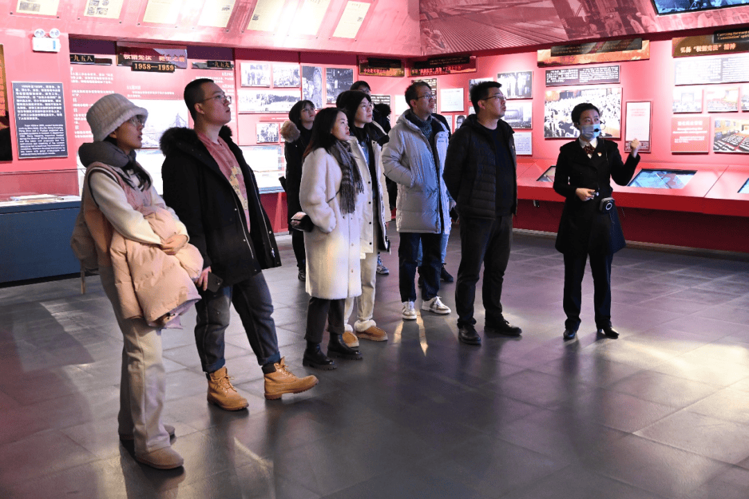 金融科技学院学生党支部构建了"亲历红色遗迹,研读红色历史,传播红色