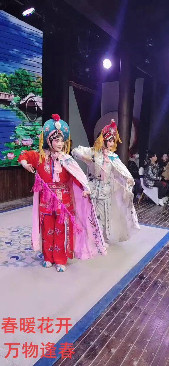 鄱阳县赣剧团演出