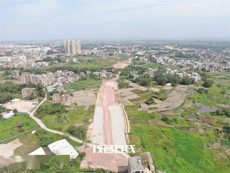 实拍东环大道一期最新进展,附近楼盘均价6300左右,你会入手吗?