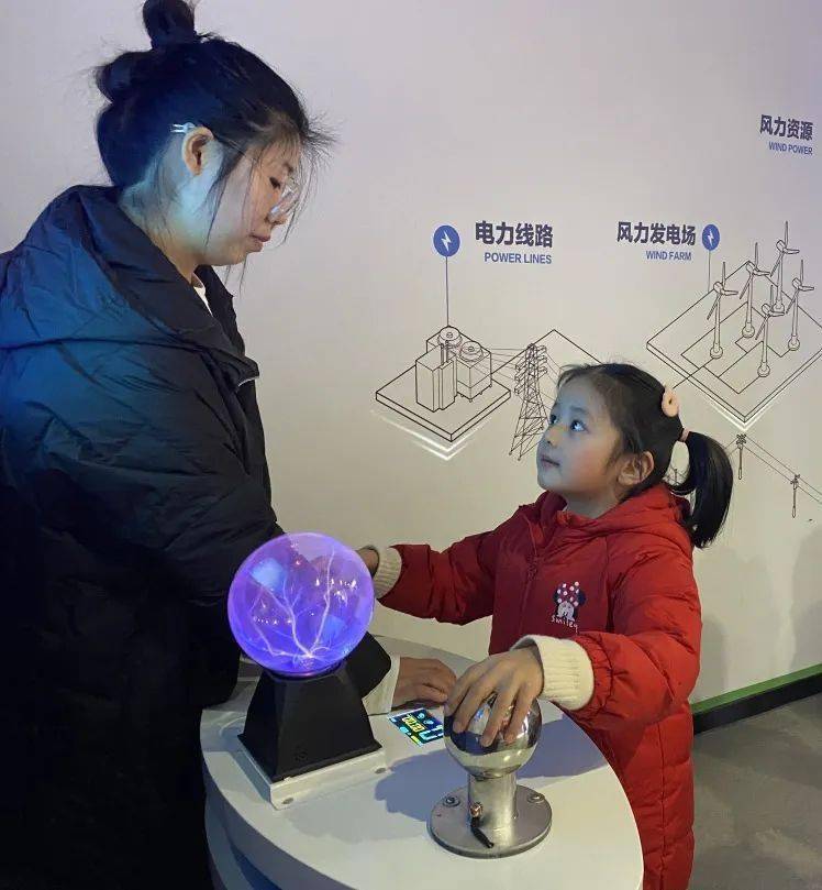 校园采风丨桐君街道中心幼儿园草长莺飞时萌娃话气象