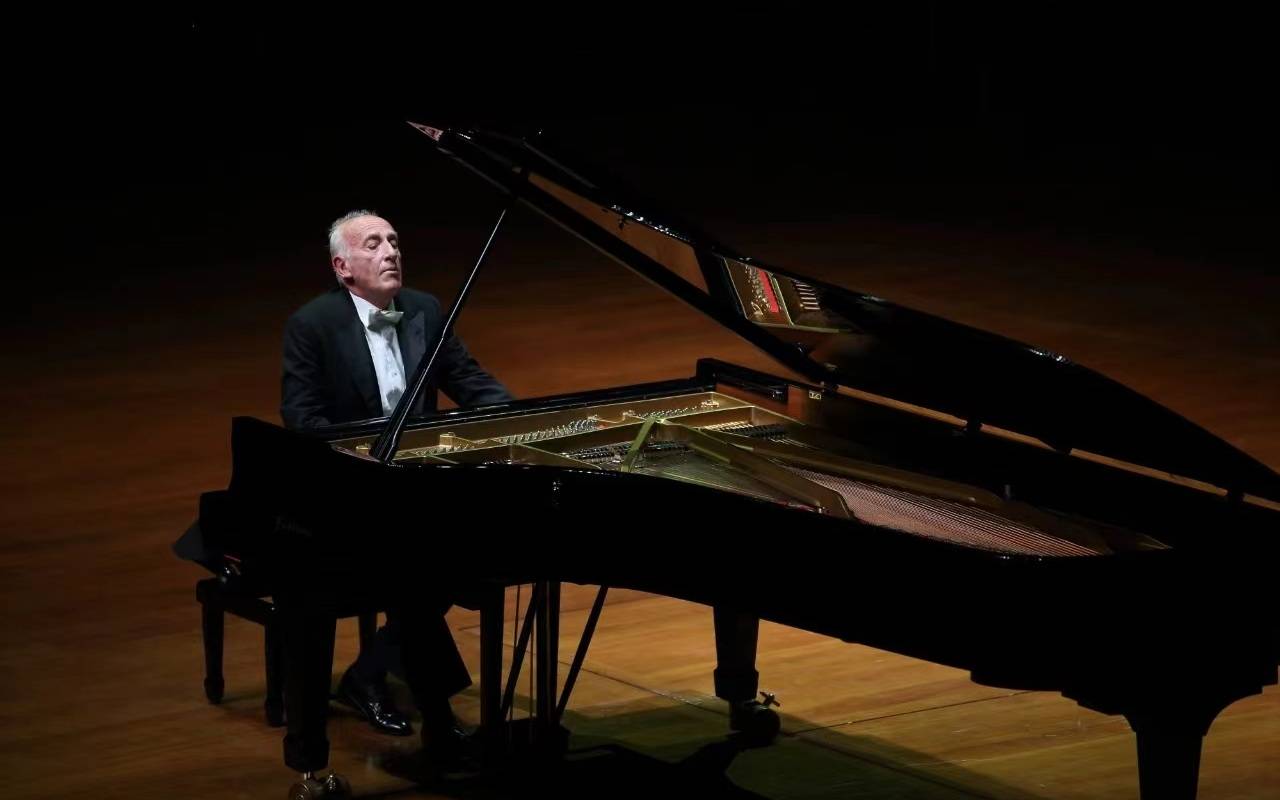 国家大剧院供图毛里齐奥·波利尼,1942年出生于意