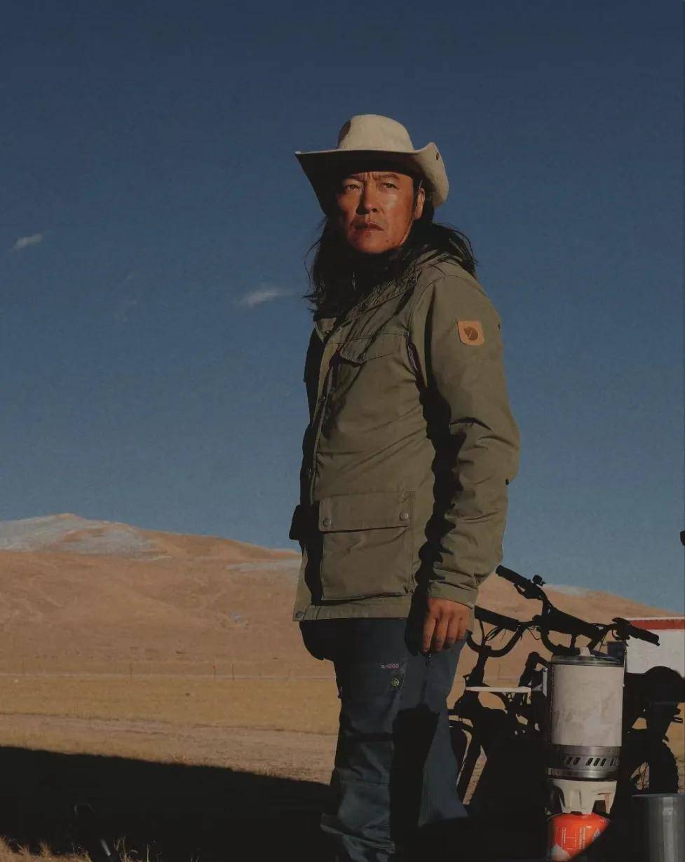 就在"天涯夜话"当晚,导演赵汉唐将带着他的新作《往后余生》进行现场