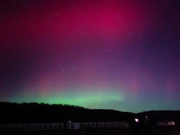 磁暴预警国内多地或将出现极光