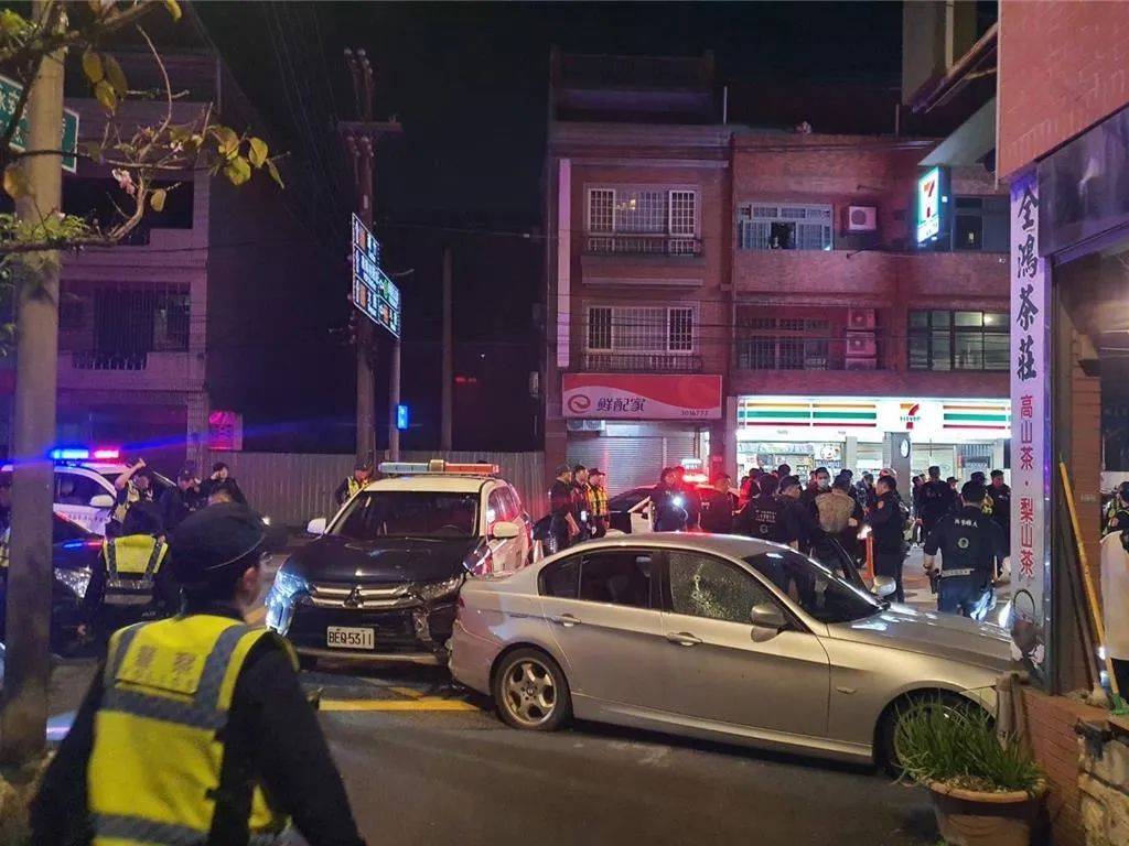 你好青岛丨台湾街头,激烈枪战!67///深夜发声:已解聘!
