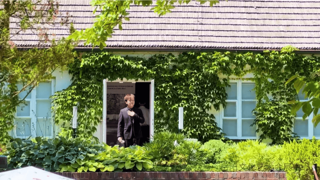 在校期间其主要获奖包括囊括珠江·恺撒堡,施坦威及北京星海杯这三大