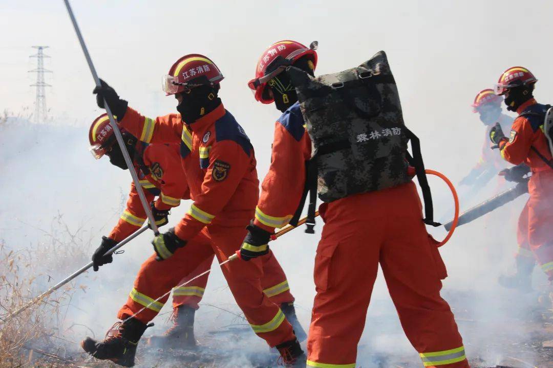 消防上春山江苏各地开展森林火灾扑救实战拉动演练