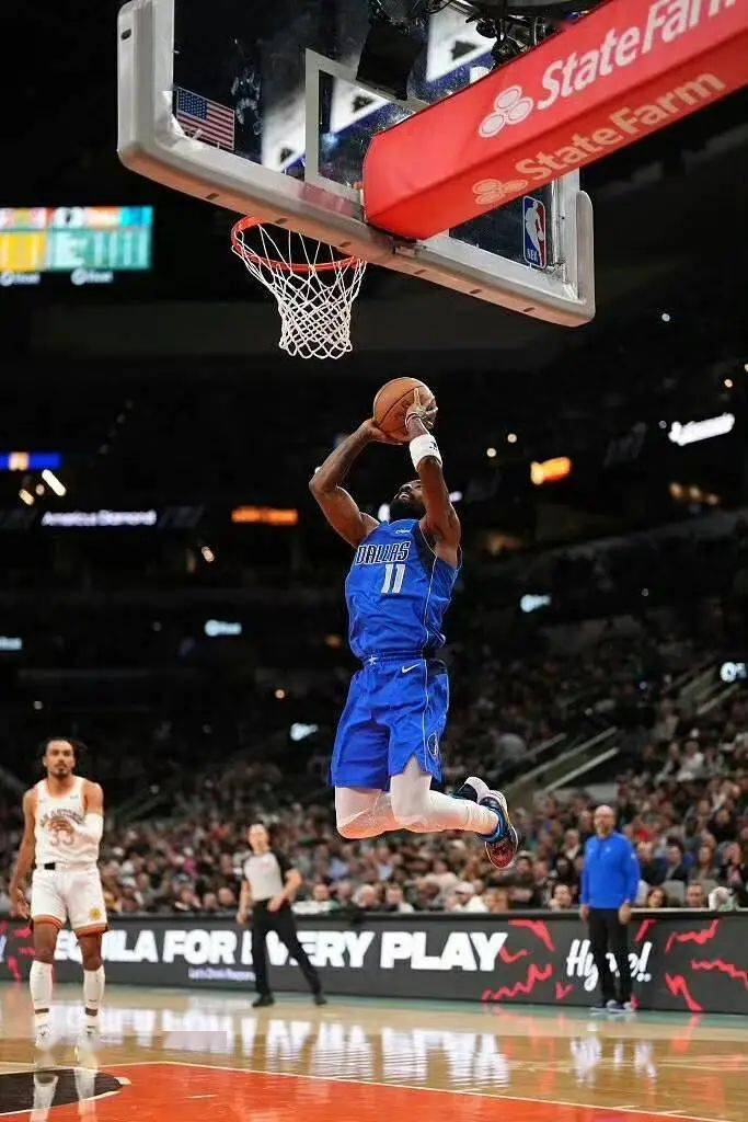 真的太难买了._欧文_kyrie_实战