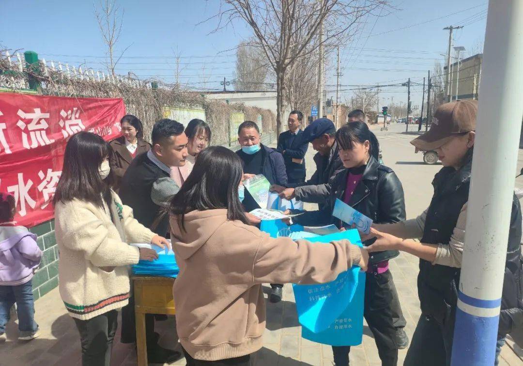 总监|张勇 李长宝审核|杨鹏毅 漫东供稿|吴朝霞编辑|刘佳丽