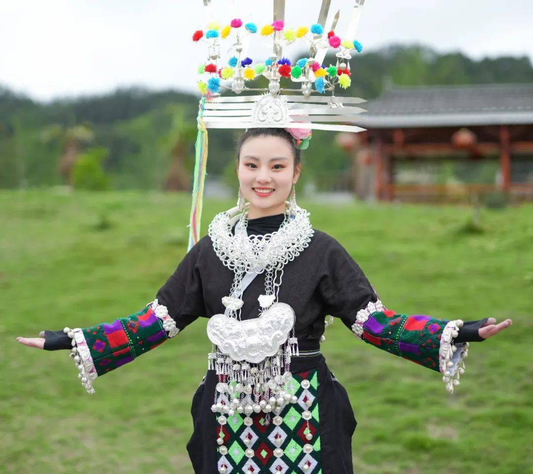 国家级非遗精品:台江苗族服饰