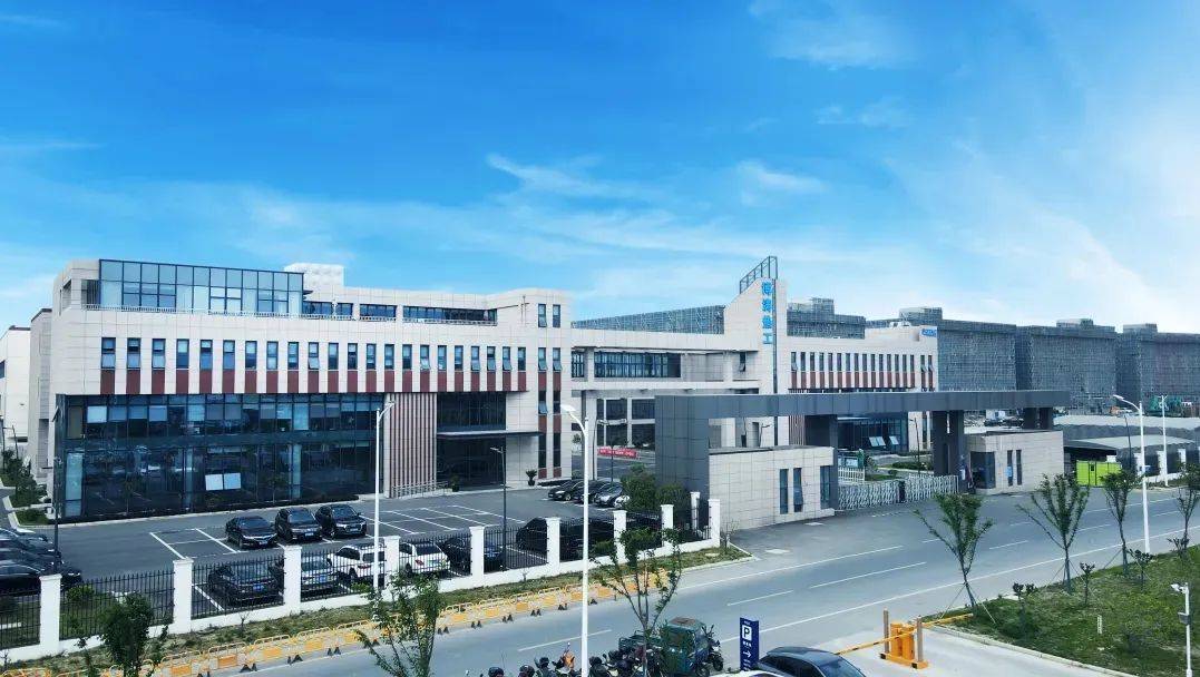 南京,未来常熟西站10分钟硕放机场30分钟,虹桥机场45分钟距苏州高铁