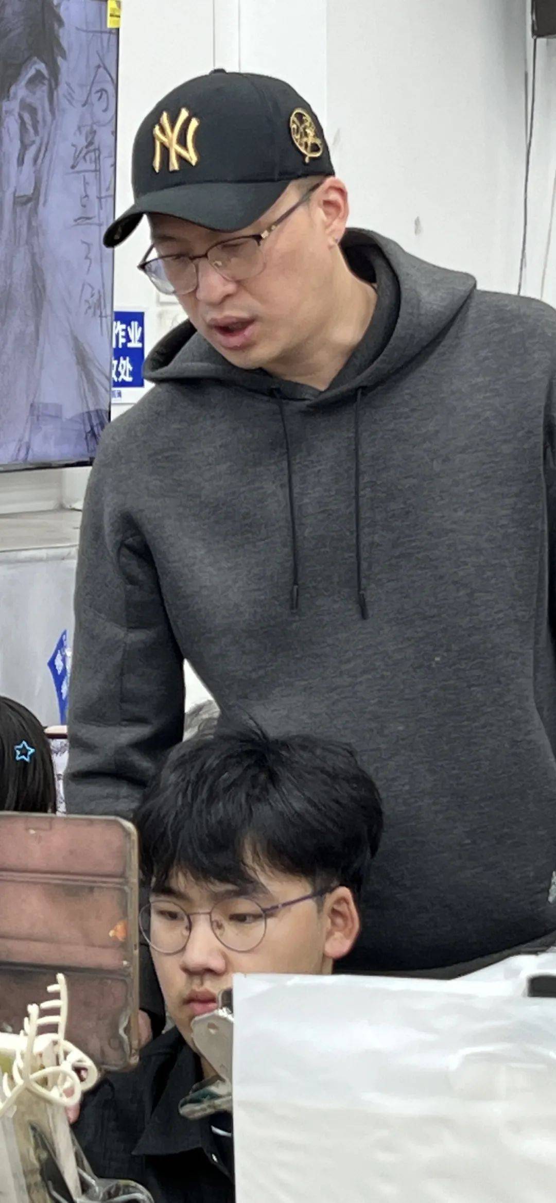 国美巅峰对决全国前10占372名东北学生赢得胜利