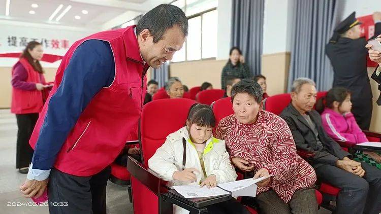 青春志愿关爱东坡春风行动进校园爱心助学送温暖爱心助学走进仁寿珠嘉