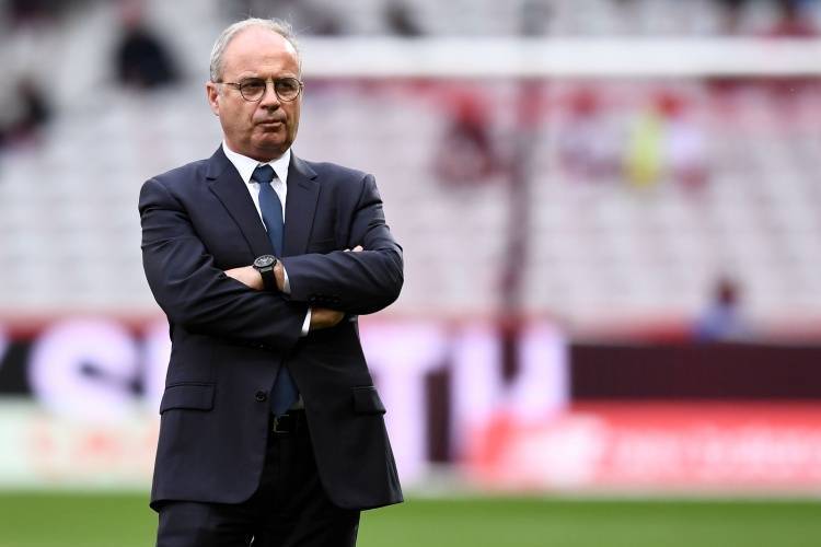 队报随着姆巴佩可能离队坎波斯可能也会在夏天离开