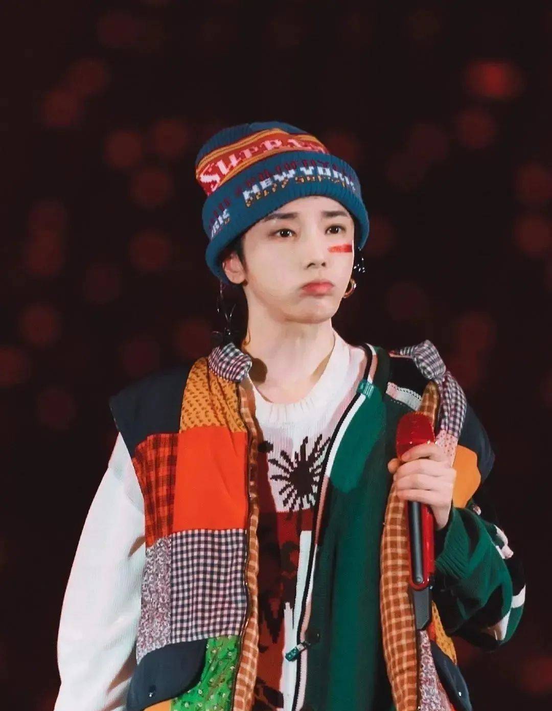 杨紫拍戏受伤?庄达菲有大佬撑腰?陈都灵压番辛云来?胡一天糊了?