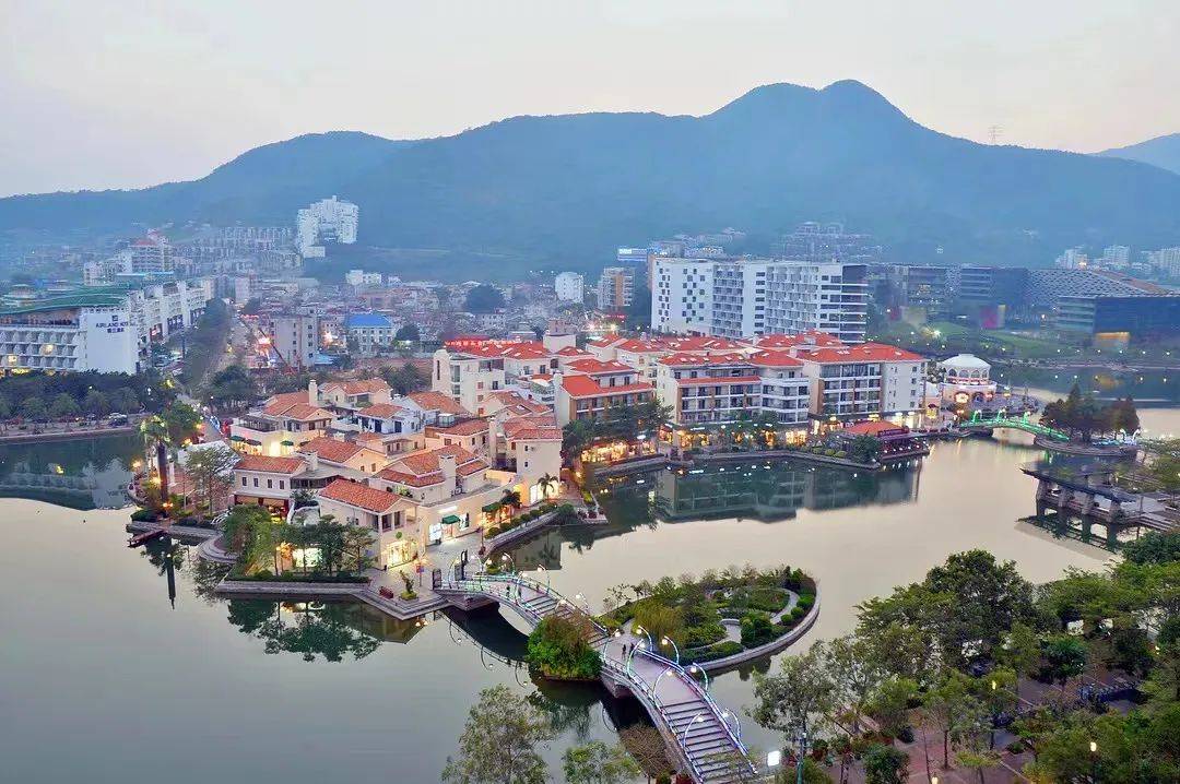 今年,盐田将全面提升盐田街道片区商业业态和消费品质,打造明珠道