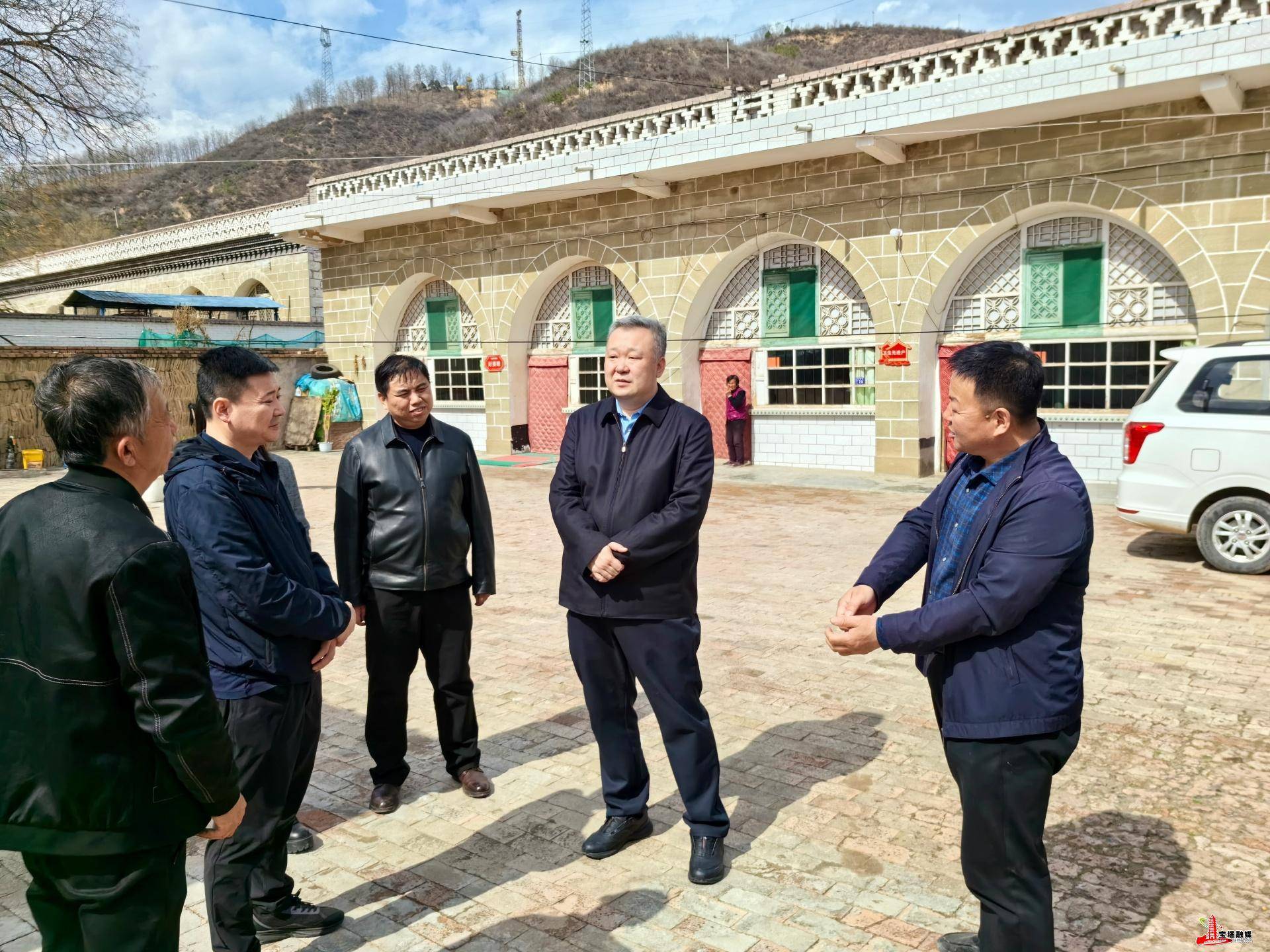 苏锋调研林长制河长制和南泥湾开发区重点工作