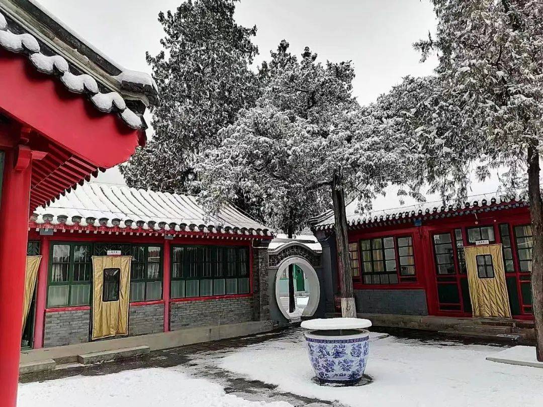 07北京市海淀区四王府小学北京市海淀区四王府小学,位于海淀区香山