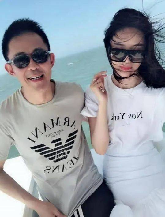 原创离婚后她只字不提前夫侯勇辛苦拍戏只为养活女儿如今越活越年轻