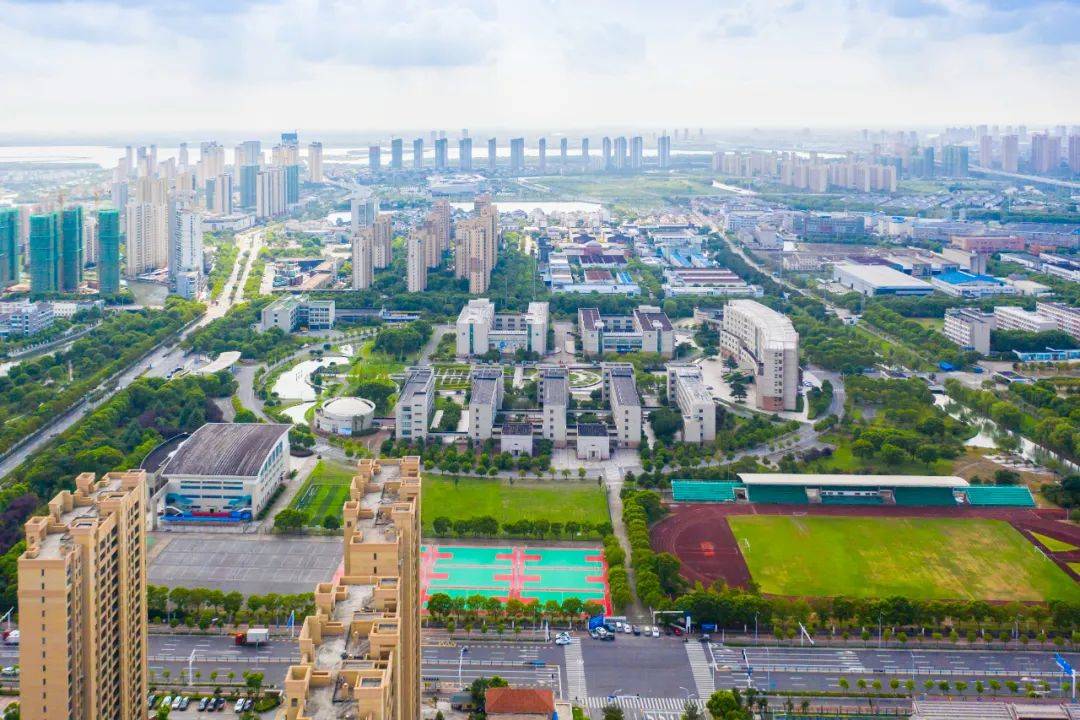 常熟c位拍了拍你