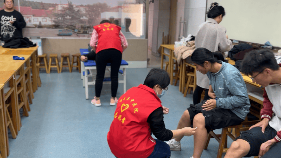 康复守护健康运动昌乐中医院康复科爱心义诊活动助力一中体育学子高考