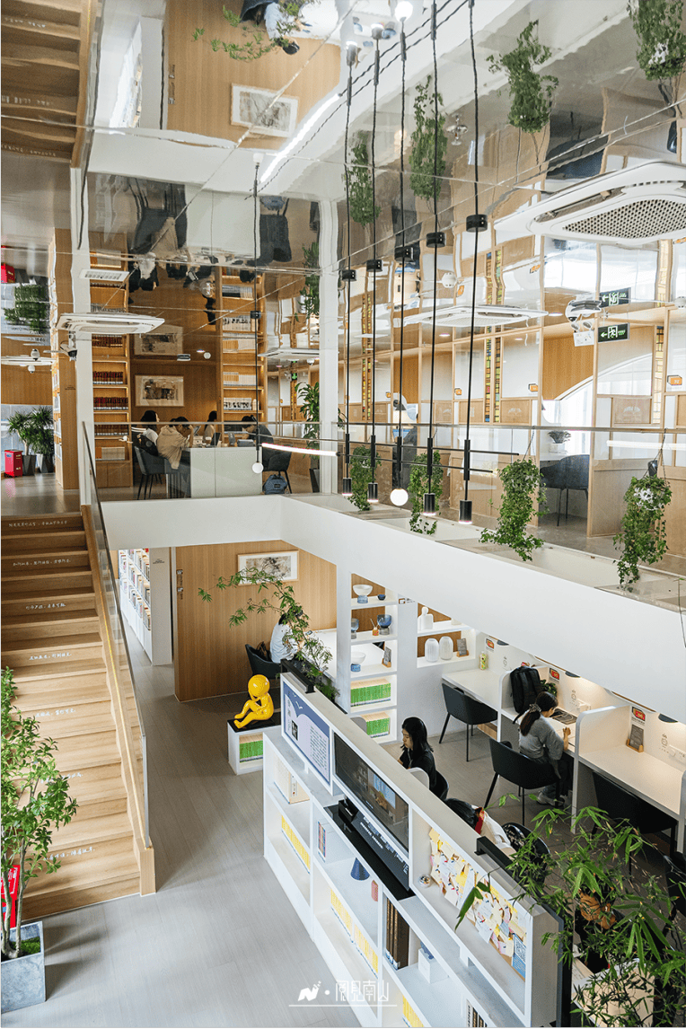 在南山有一种快乐叫家附近有书房