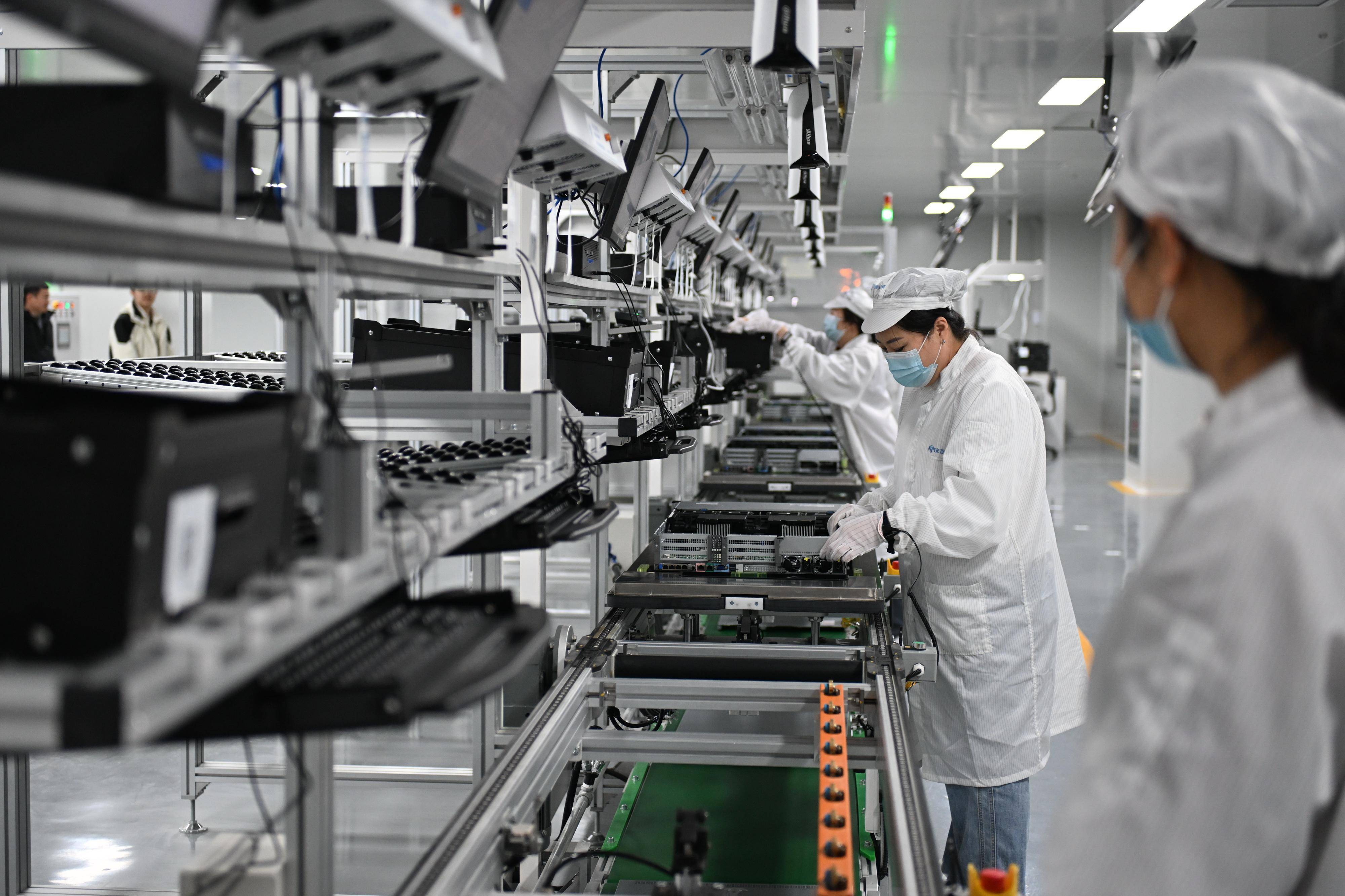 新华全媒 丨雄安新区:"未来之城"展新姿