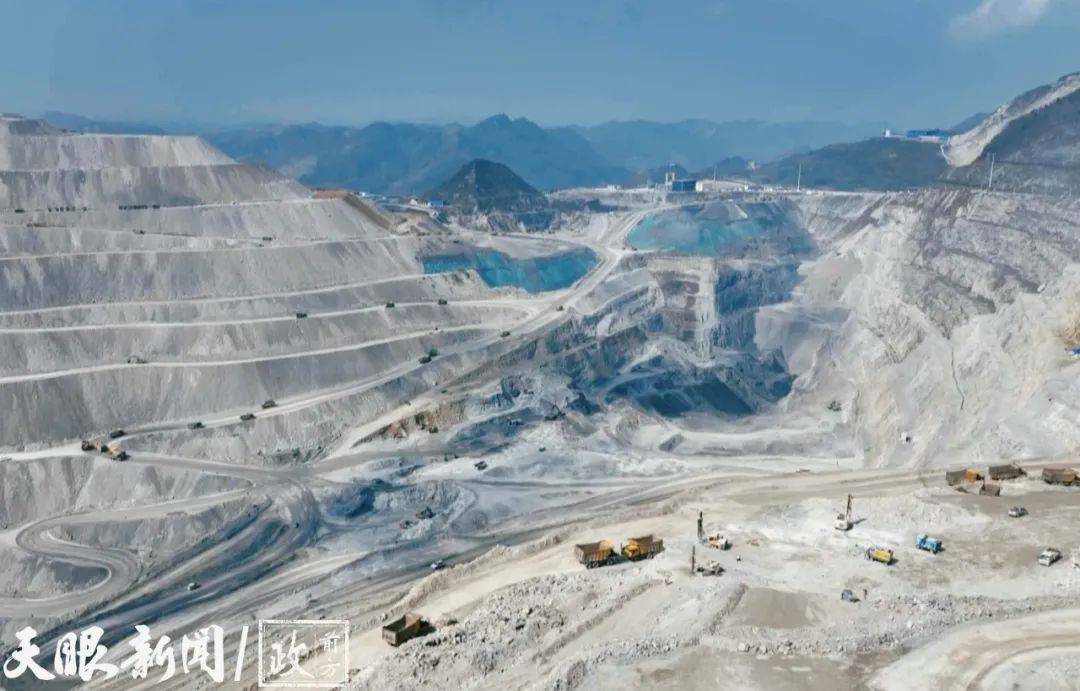 中国最大的现代化单体露天磷矿山在贵州