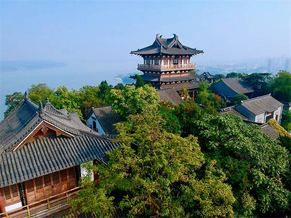 春暖花开来镇江约一场美妙的春日旅行吧