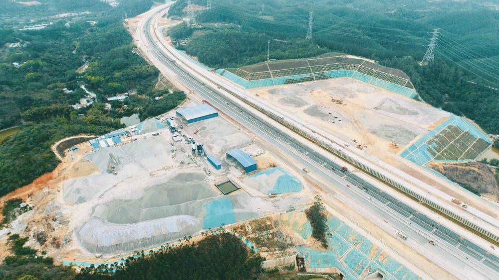 观浮岛赏书院长深高速河惠段改扩建两对服务区启动建设