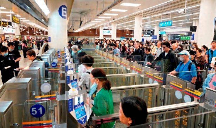 皇岗福田口岸将迎清明节出入境客流高峰边检部门建议错峰出行