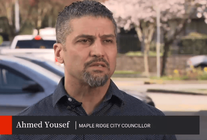 胆战心惊大温这国民快餐店里竟有人当众吸dubc卫生厅长狂喷看着真恶心