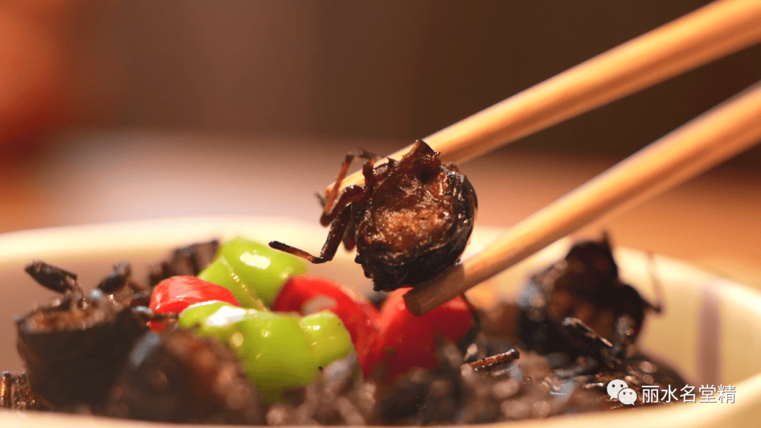 丽水美食热榜上的这几家店,老板居然是三个"老男孩".