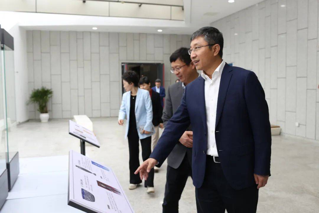 国家文物局副局长罗文利一行调研中国港口博物馆