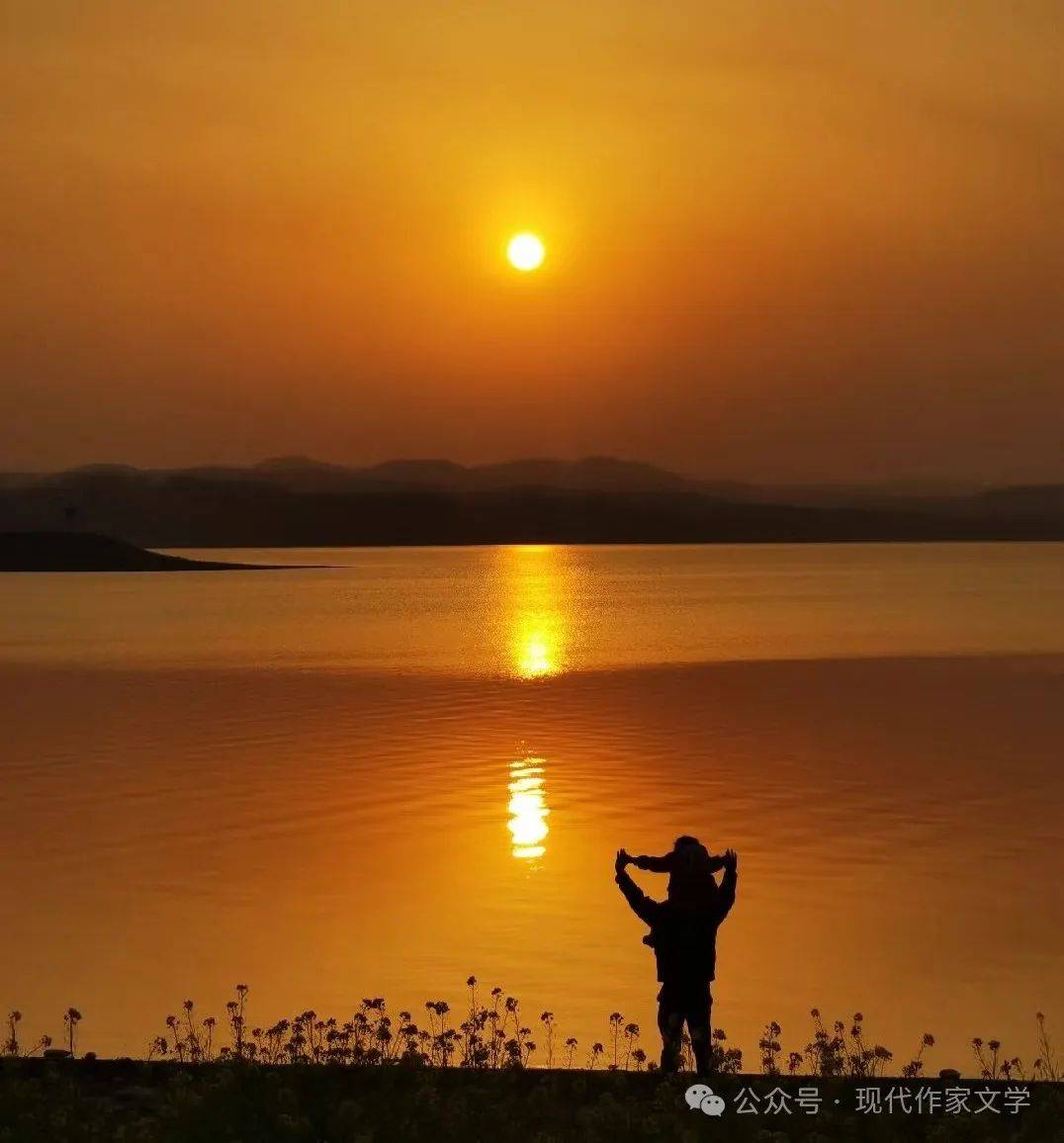 同题征文 《现代作文学》同题写夕阳征文启事