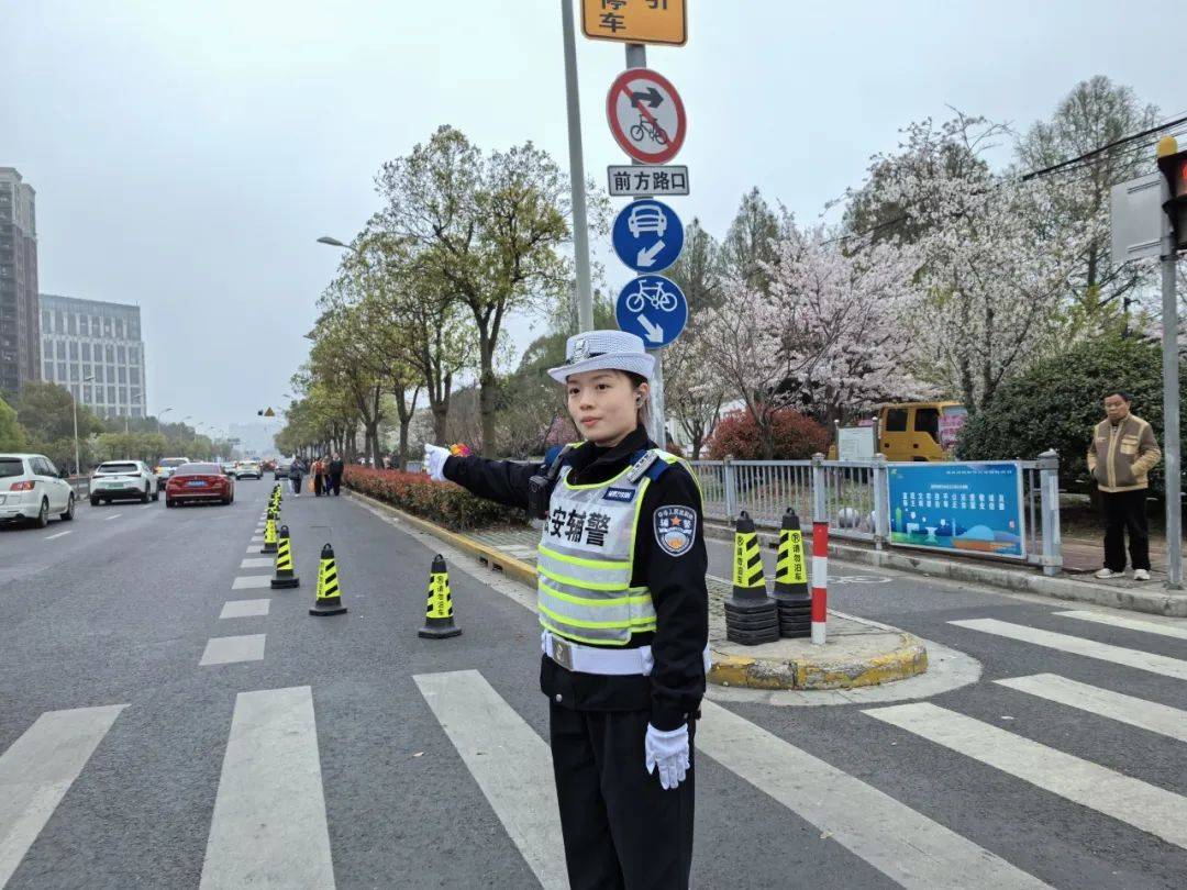 上海警方启动高等级勤务确保清明小长假平安有序
